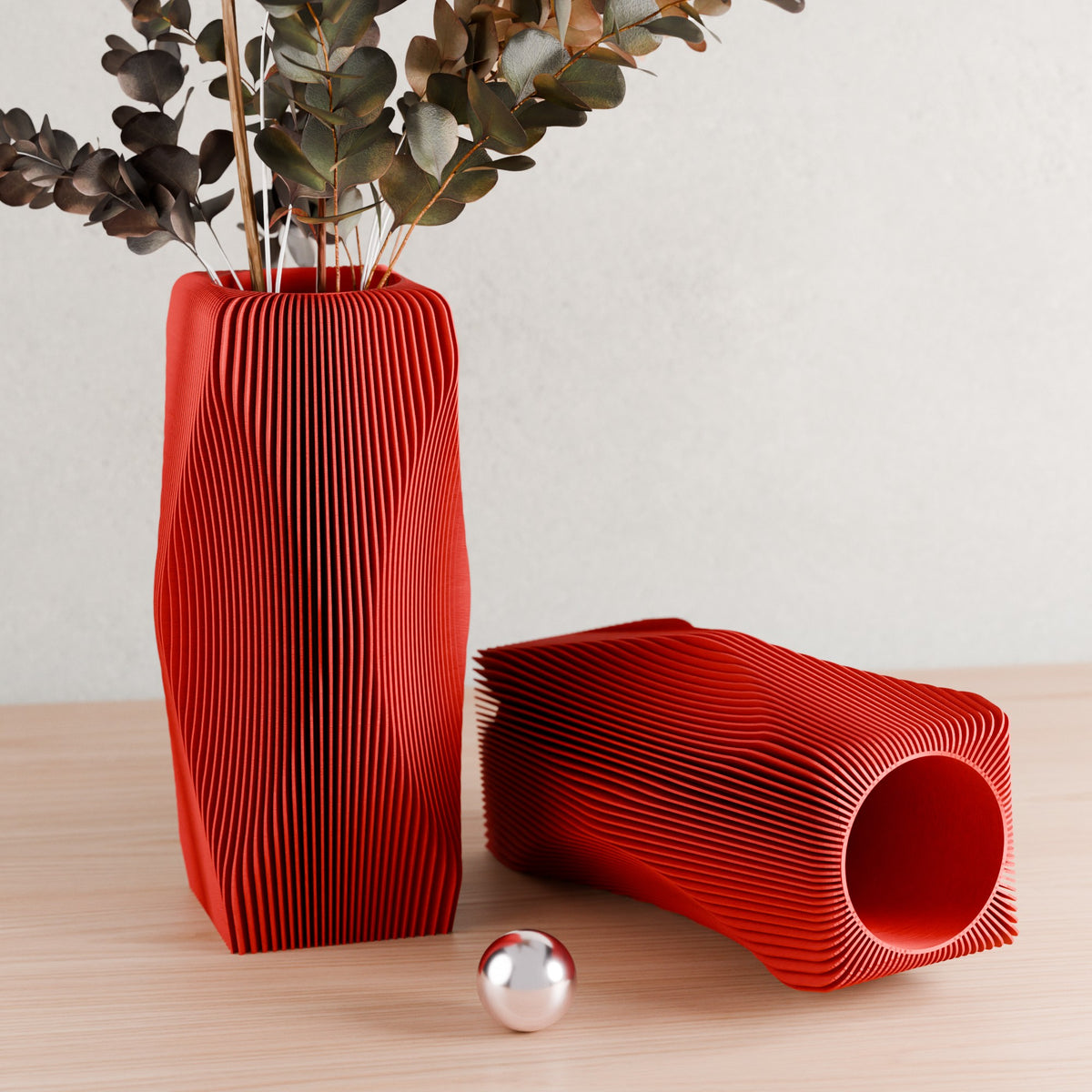 Xenova Vase | RED
