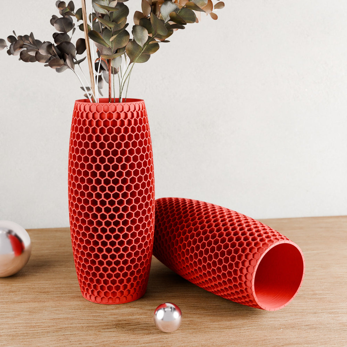 Honeycomb Vase | RED